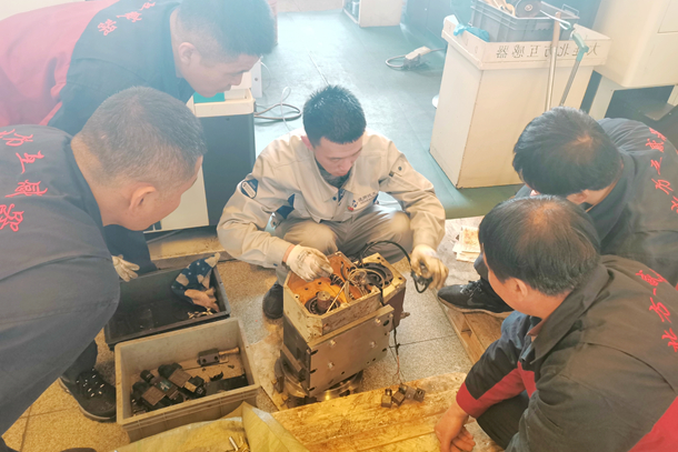 设备修复.jpg
